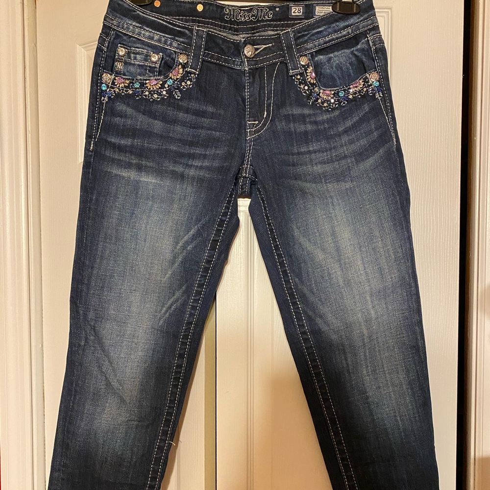 Miss Me Crop Jeans